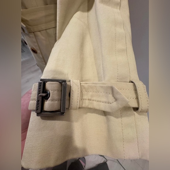 PRELOVED USED AUTHENTIC BURBERRY BLUE LABEL COAT - Picture 6 of 16